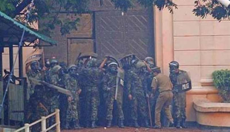مقتل 27 في اشتباك مع الشرطة داخل أكبر سجن فى سريلانكا