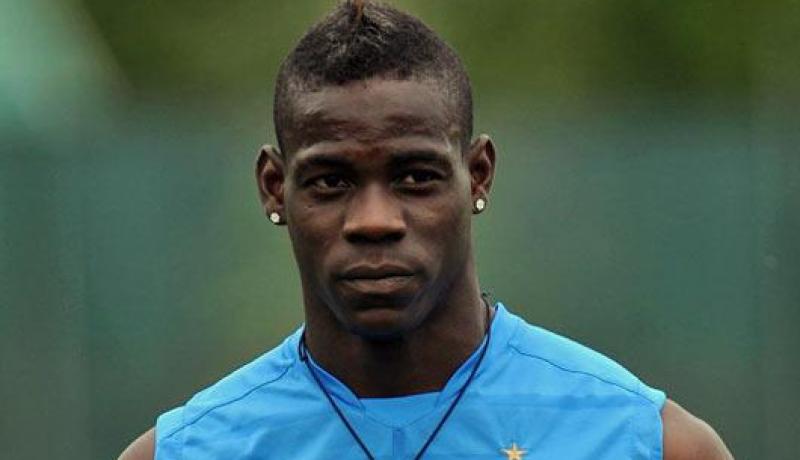 عودة بالوتيلي إلى ايطاليا أصبحت مرجحة بعد ولادة طفلته