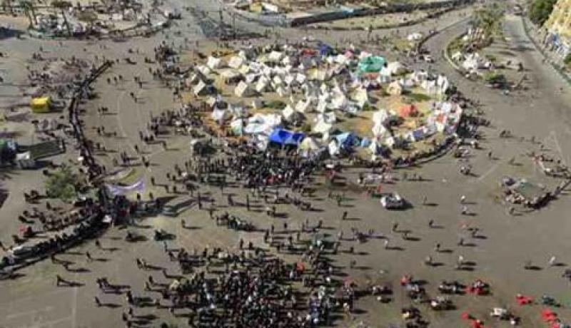 التحرير ينتفض غضبًا ضد مرسى بعد إعلان منصة الميدان