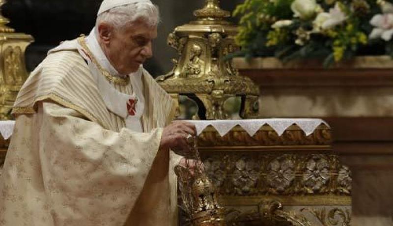 بابا الفاتيكان يدعو المسيحيين والمسلمين في الشرق الأوسط لبناء بلادهم ويحذر من التعصب