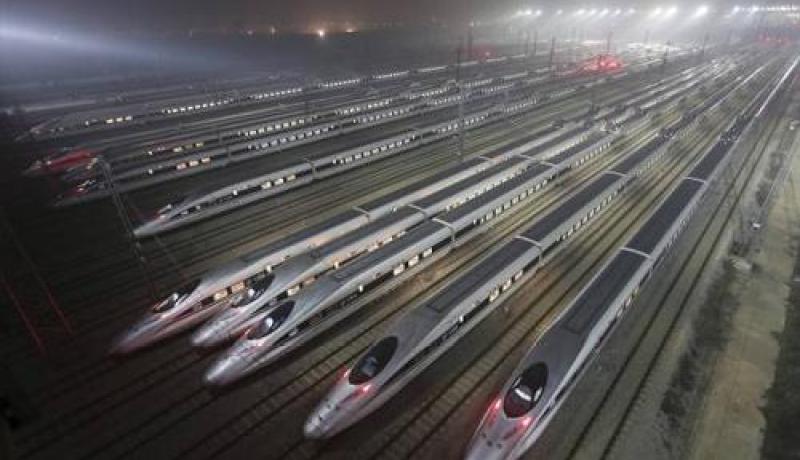 الصين تدشن اطول خط للقطارات الفائقة السرعة في العالم