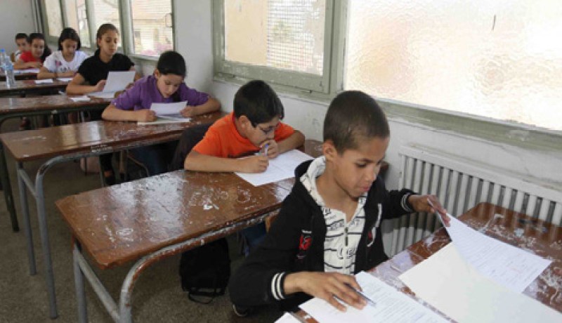 آلاف التلاميذ يجرون بعزم كبير الدورة الأولى من امتحان نهاية الطور الابتدائي بولايات شرق البلاد