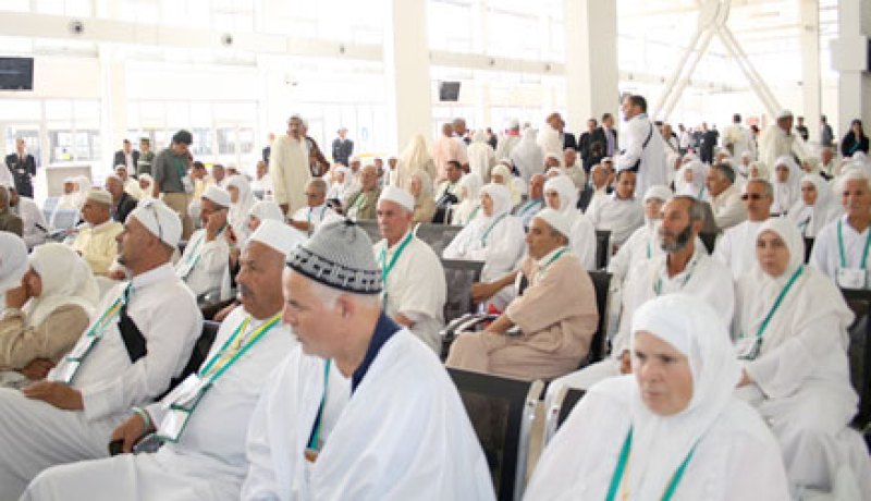 إقصـــاء 35 حاجـــا مـــن أداء مناســـك الحــــج