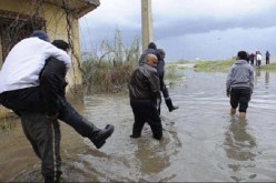 التكفل بـ 50 عائلة غمرت المياه منازلها بقرية بمعسكر