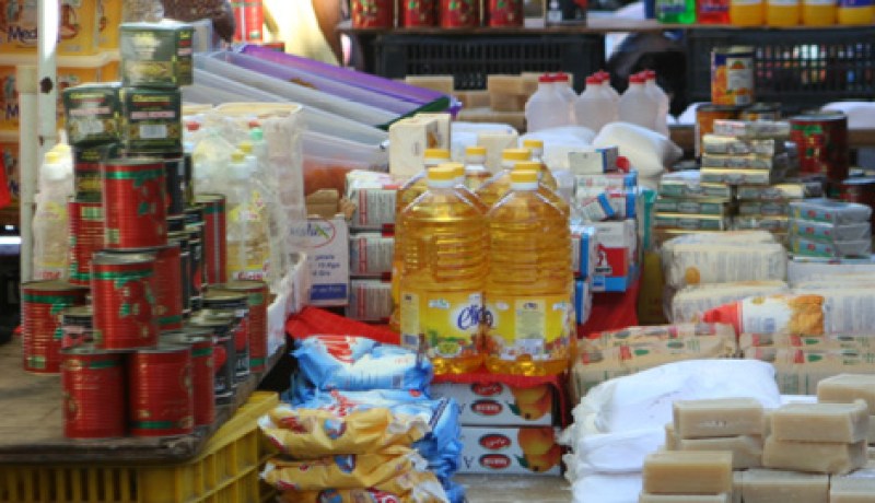 إحباط محاولة تهريب كمية معتبرة من المواد الغذائية وتوقيف متورطين بتمنراست
