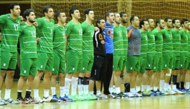 عبد المالك سلال يقيم مأدبة غداء على شرف التشكيلتين الوطنيتين لكرة اليد