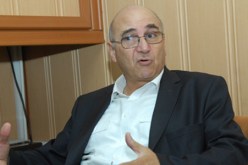 درواز :”اليد الجزائرية قادرة على التألق في الكان”