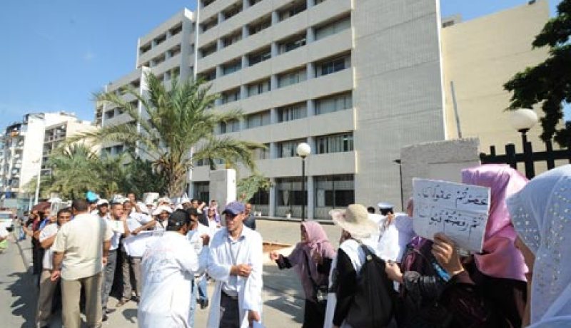 وزارة التربية تضع اختلالات القانون الأساسي على طاولة الوزير الأول