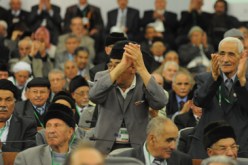 أبناء المجاهدين يطردون خالفة مبارك من مؤتمرهم في الأغواط