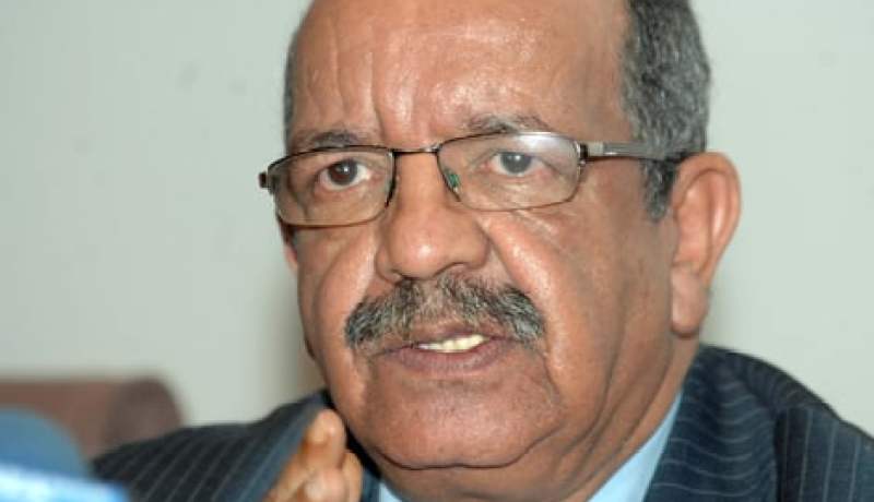 مساهل يستقبل مدير المعهد الإستراتيجي للشرق الأوسط وجنوب آسيا