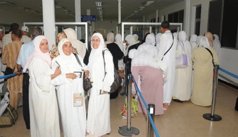 السعودية تخفّض مدة صلاحية تأشيرة العمرة إلى 15 يوما بداية من شهر رجب