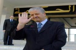 سلال يؤدي واجبه في الإنتخابات المحلية 2012