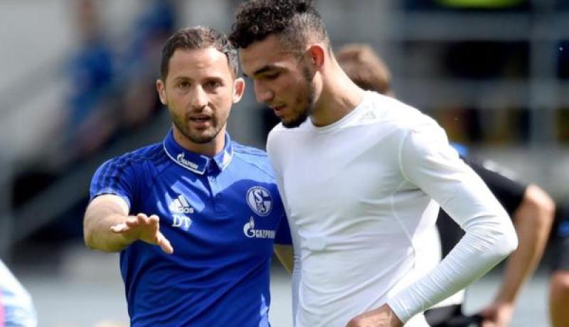 مدرب شالك يدافع عن بن طالب