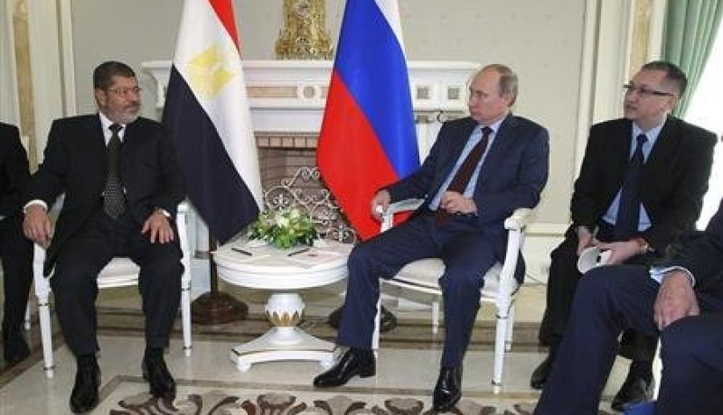 مساعد لبوتين: مصر تطلب قرضا كبيرا من روسيا