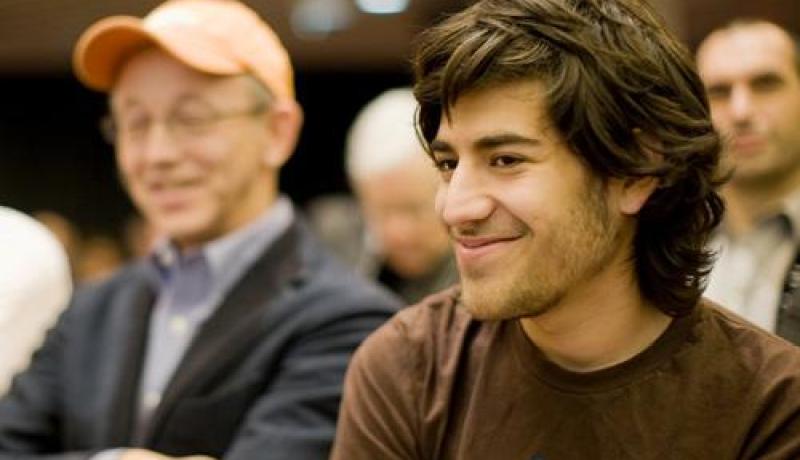 انتحار مخترع برنامج ار.اس.اس عن عمر يناهز 26 سنة