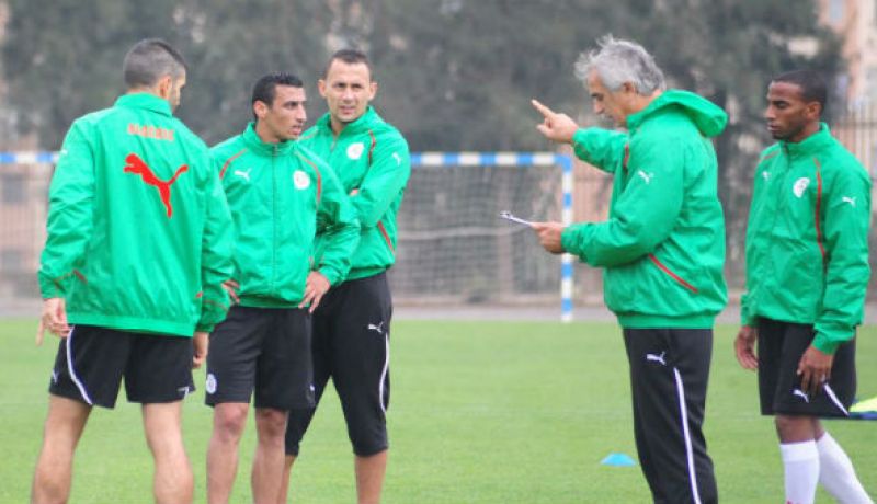 3 لاعبين من المنتخب الجزائري منتظرون يومي الجمعة والسبت في جنوب افريقيا