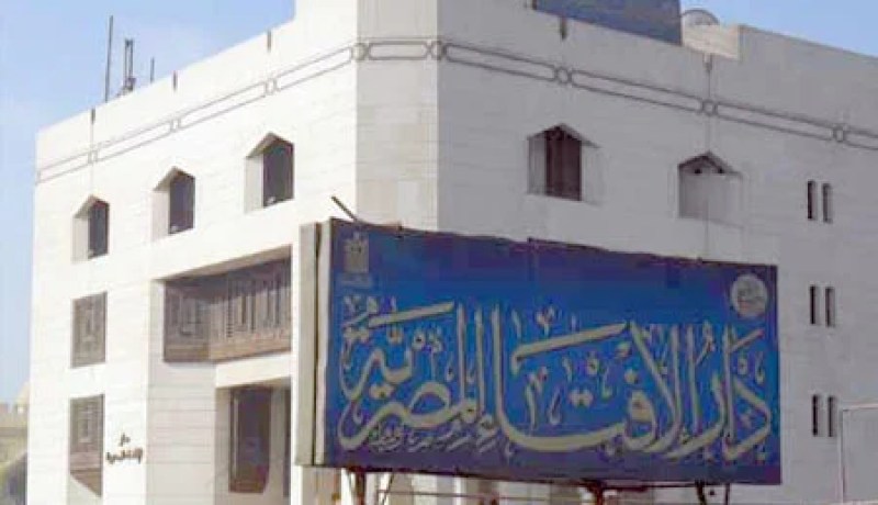 دار الإفتاء المصرية تحذر شارلي إيبدو من نشر رسومات جديدا مسيئة للرسول الكريم