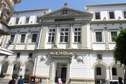 تأجيل محاكمة الجنرال المتقاعد «بن حديد» ورفض رفع الرقابة القضائية عنه