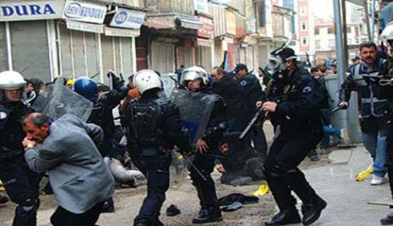 اشتباكات في دياربكر بعد إعلان تقدم حزب أردوغان بالانتخابات