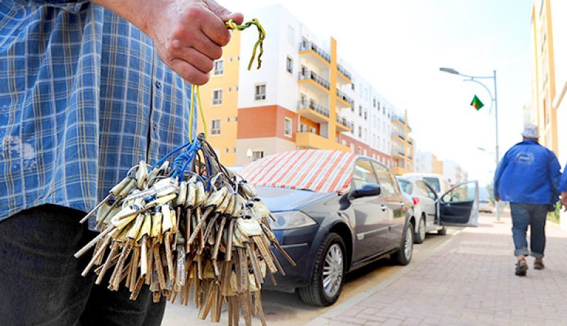 تسليم مفاتيح 2186 وحدة سكنية و2800 إعانة للسكن الريفي بباتنة