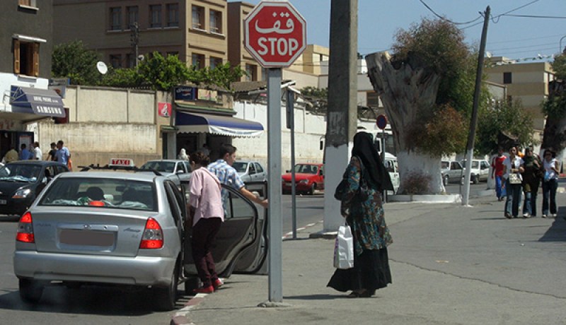 حريق مهول داخل مستودع لتحويل البلاستيك في العاصمة