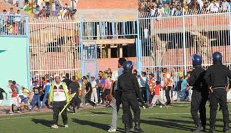 أحداث عنف تُوقف داربي الربعية بين المولودية والإتحاد من القسم الشرفي