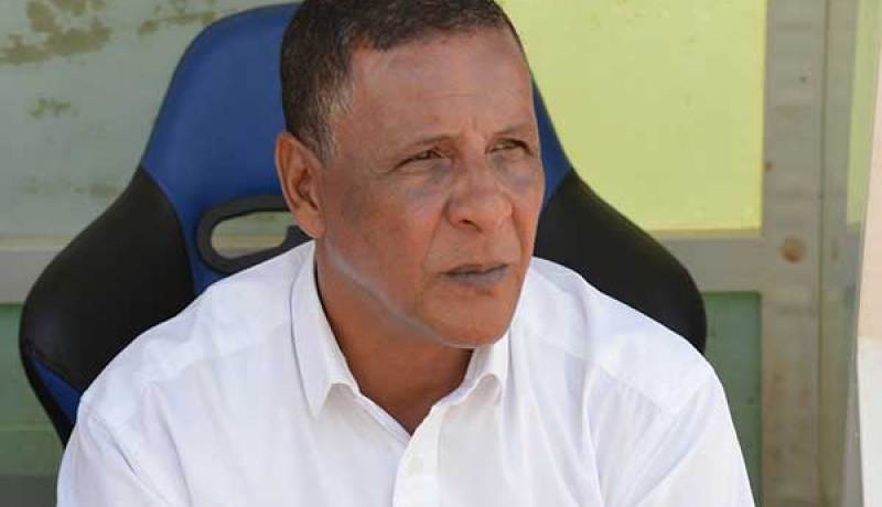 عمراني يرمي المنشفـة والإدارة تتدخل لإقناعه بالبقاء