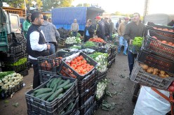 أيام قبل العيد.. هذه هي أسعار الخضر بسوق الجملة