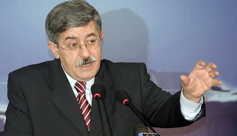 أويحيي.. التعديل الدستور كرّس حرية الصحافة في الجزائر