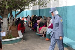 المروكية ” مروة القاسمي” ترعب سجينات الحراش ..ووالدتها تزورها لأول مرة