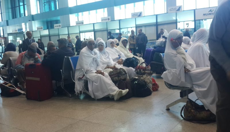 شلل كلي بمطار بوضياف في قسنطينة بعد اضراب مضيفو الخطوط الجوية الجزائرية