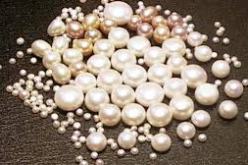 حظ امرأة اوقعها بعشاء يتألف من 50 لؤلؤة