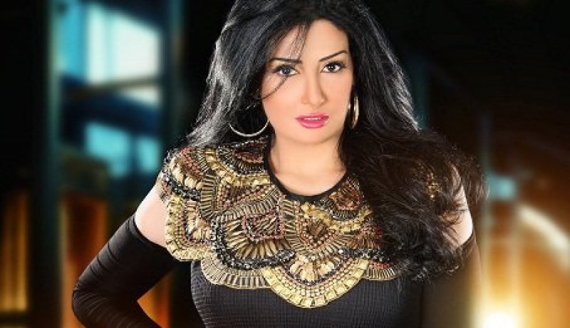 غادة عبد الرازق تؤكد عمرها الحقيقي محددة موعد اعتزالها للفن