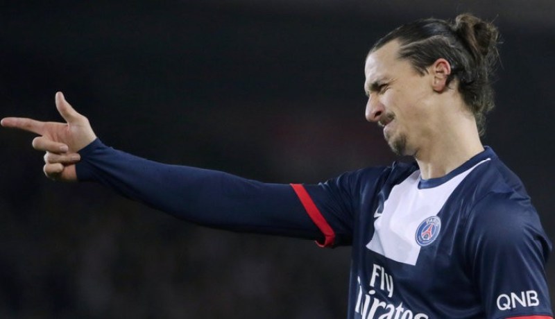 على طريقة رونالدو إبراهيموفيتش يجسد قصة حياته فى فيلم وثائقى