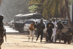 تنظيم القاعدة وجماعة أنصار الدين يتبنيان هجوما على الجيش في مالي