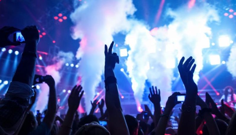 بالفيديو.. ملهى يمزج الآذان بالموسيقى والسلطات التونسية تفتح تحقيق