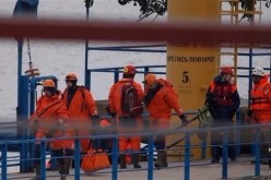 انتشال ضحايا الطائرة الروسية المنكوبة والعثور على الصندوقين الأسودين