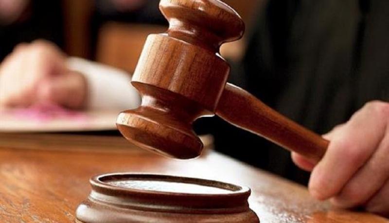 قاضي التحقيق يأمر بحبس شاب حاول اختطاف طفلة «ميڤرية» في بسكرة