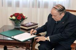 بوتفليقة سيوقع قريبا على الدستور الجديد.. وعقوبات ضد النواب المتغيبين عن الجلسات