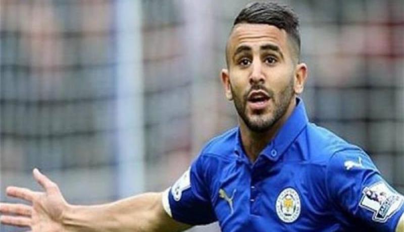 رياض محرز ضمن المرشحين لأفضل لاعبي الوسط في تشكيلة الموسم2016