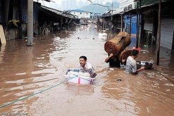 مصرع 25 شخصا بسبب فيضان مفاجئ في جنوب شرق الصين