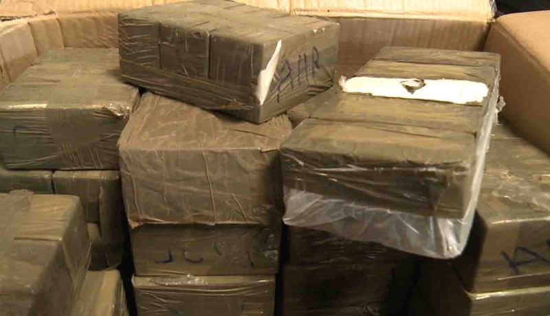 حجز 100 كلغ من كيف وتوقيف 8 أشخاص بوهران