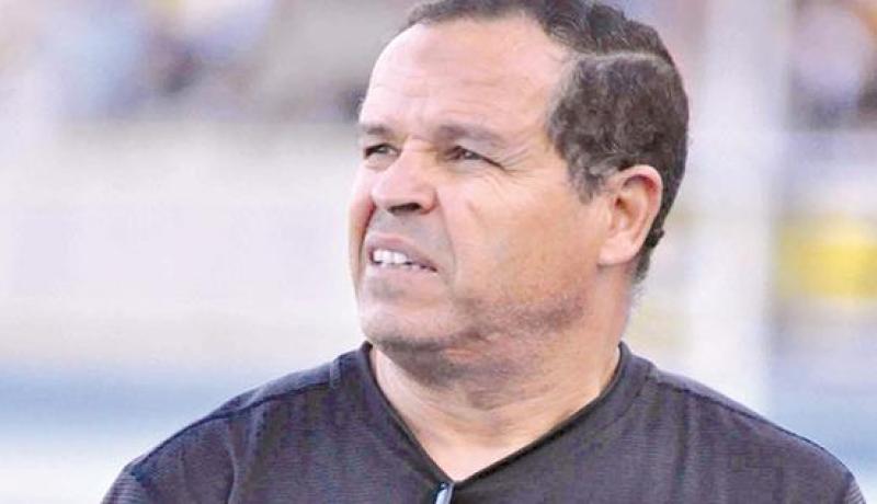 شارف يفضل إتحاد العاصمة على المنتخب الوطني !!