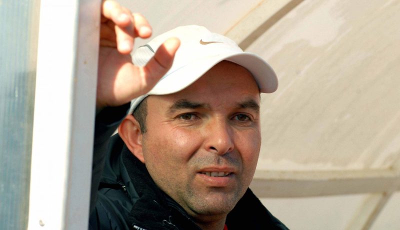 حموش: “على ماجر الإجتماع الفردي مع لاعبي الخضر”
