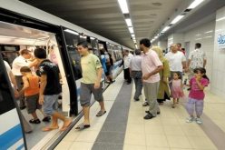 «8 ملايين جزائري يركبون الميترو والترامواي حراڤة»!