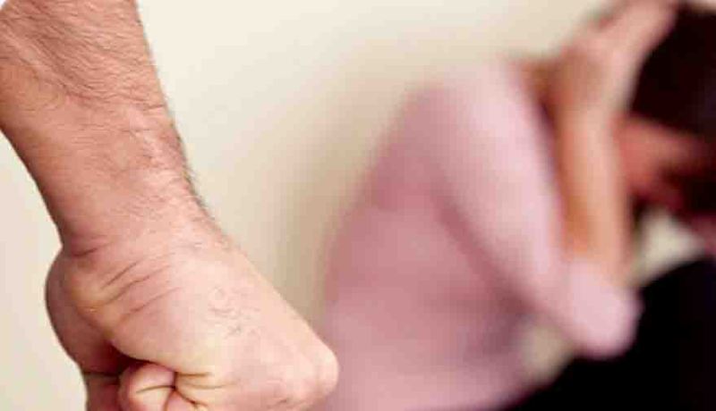 اقتلع عفتي من جذورها فقضى على أحلامي وتركني أعاني