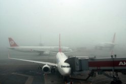 السلطات اليابانية تلغي أكثر من 800 رحلة جوية جراء العاصفة