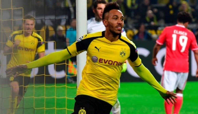 اوباميانغ افضل هداف اجنبي في تاريخ بوروسيا دورتموند