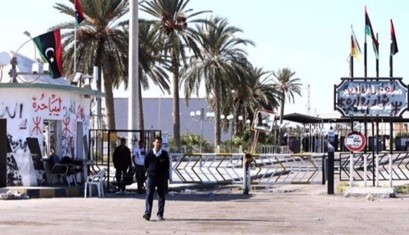 اتفاق على عبور السلع في المعبر الحدودي بين تونس وليبيا