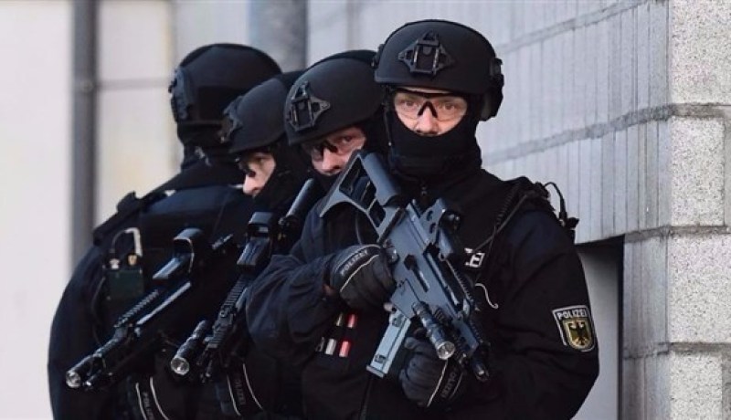 اعتقال شخصين في ألمانيا والنمسا للاشتباه في التخطيط لهجمات